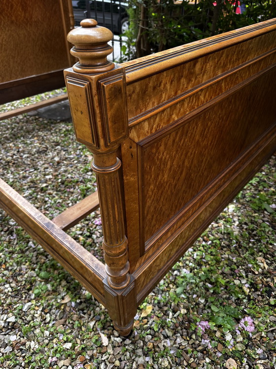 Image 1 of Lit en ronce de bois période Louis Philippe - Restauration 