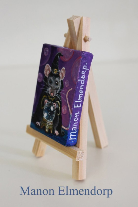 Unique Hand-Painted Miniature Painting Magic Mouse Signed, Paintings & Drawings, Canvas, Purple, Figuratief (photo 2 of 6)