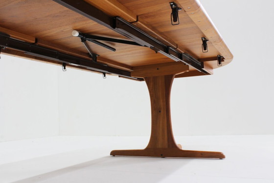 Image 1 of Table de salle à manger ronde extensible vintage danoise en teck massif XL