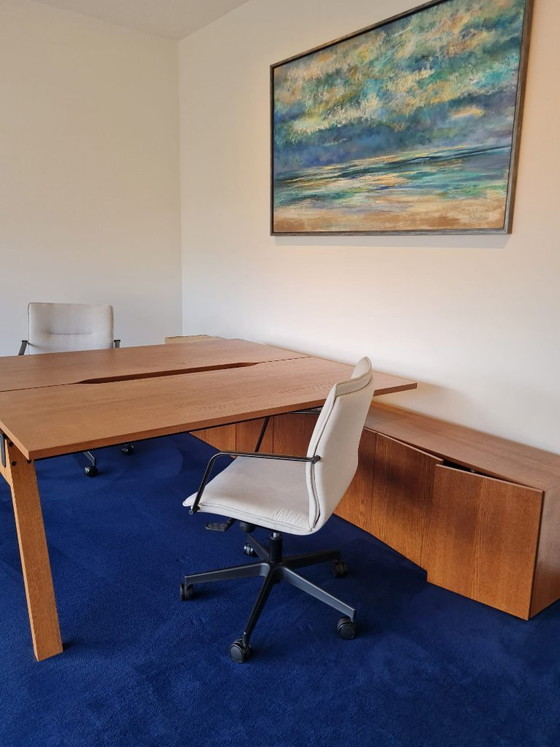 Image 1 of Design-Büromöbelset: Schreibtische (4+2), Stühle (4+2+Lounge), Sofa+Teppich. Teilweise reduziert!
