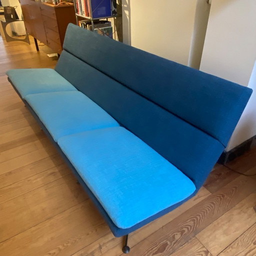 Sofá de tres plazas Georges Vanrijk Beaufort, 1960