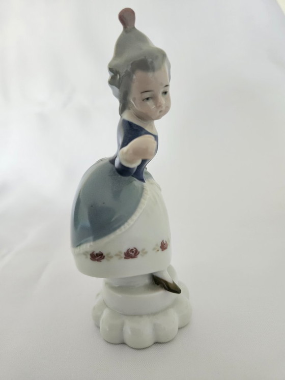 Seltene Goebel Porzellanfigur „Spanisches Mädchen“ – Art Déco (1923). Title (English): Rare Goebel Porcelain (photo 3 of 7)