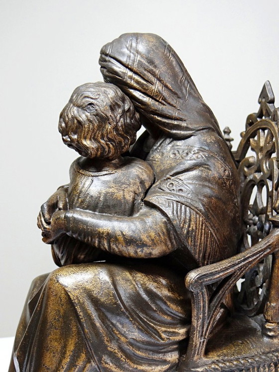 Image 1 of Estatuilla de zinc patinado de la Virgen de la Silla, finales del siglo XIX/principios del siglo XX.
