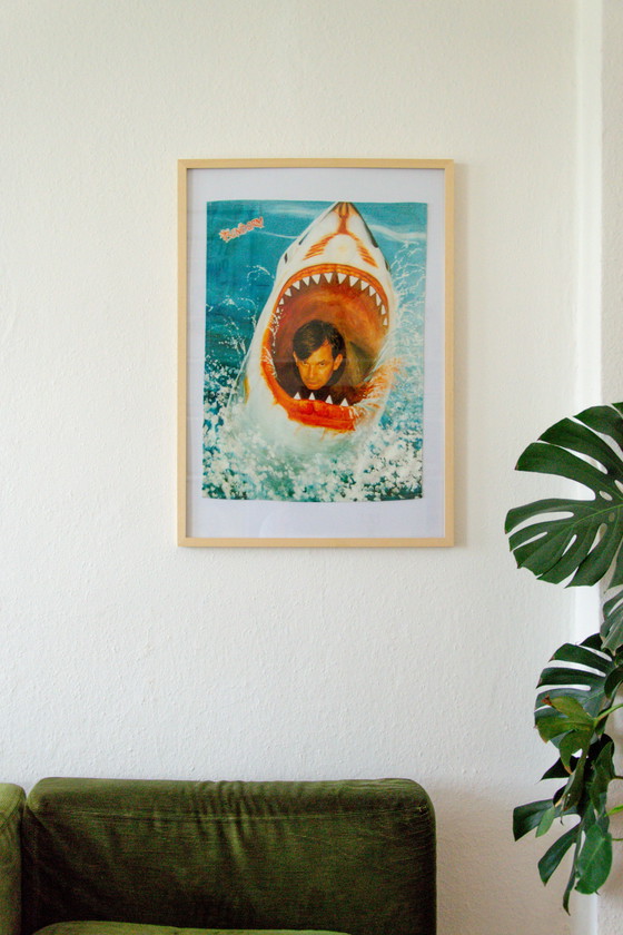 Image 1 of Original Martin Parr Geschirrtuch / 'Benidorm Shark / Autoportraits / 70 x 50cm