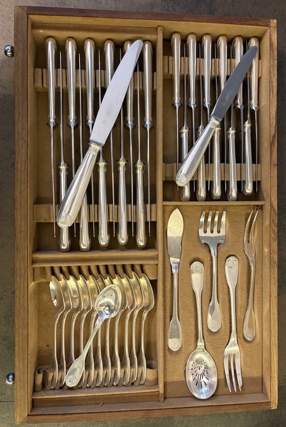 Image 1 of Prestigieux Service Christofle Vendôme "Honnorat Marseille" - 146 Pièces avec Cabinet d'Origine