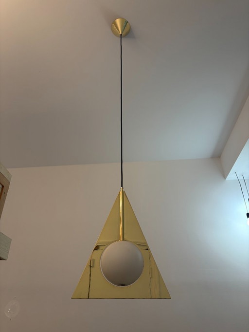 Tom Dixon Plane Triangle Pendelleuchte