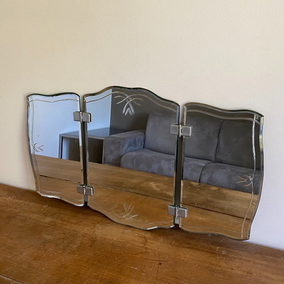 Image 1 of Miroir triptyque de barbier. 1950. Biseauté. 
