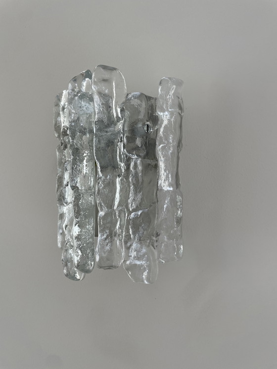 Image 1 of Lámparas de pared de cristal de hielo de Kalmar, Austria, década de 1970, juego de 2
