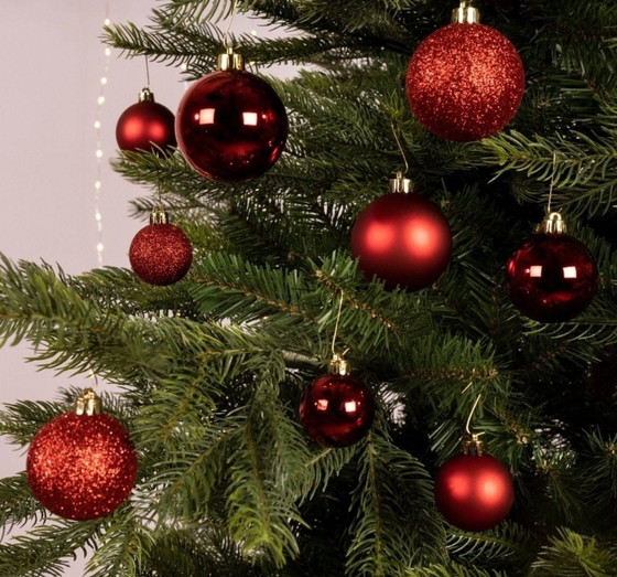 Image 1 of 33 kerstballen met kersspiek ster 