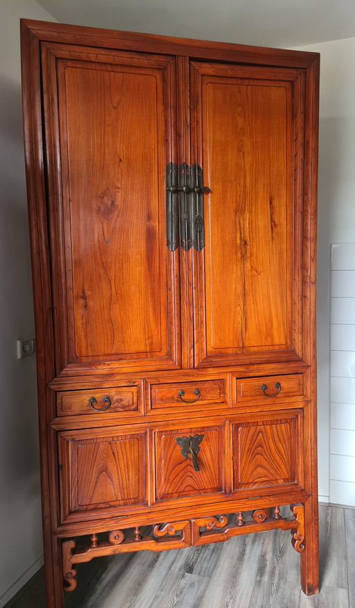 Antique Chinese cabinet 1850 + Certificate