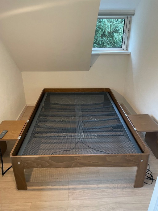 Auping Auronde 140 x 200 con base regolabile elettricamente