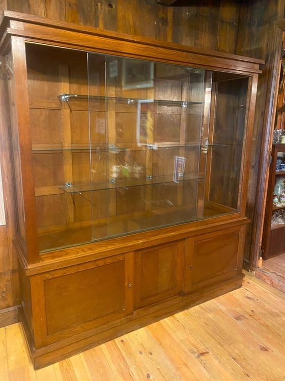 Image 1 of Escaparate de una tienda de la década de 1930.