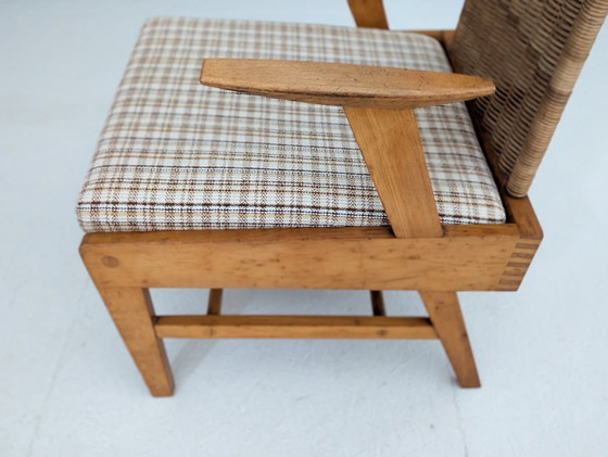 Image 1 of Skulpturaler Sessel aus Buche und Rattan mit Fußhocker von ÚĽUV, 1960er Jahre