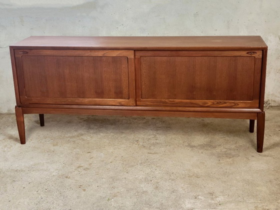 Original H.W. Klein sideboard for Bramin, Danish design from the 1960s – Wood (photo 2 of 11)