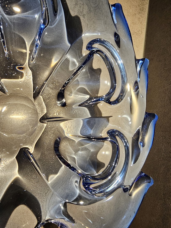 Image 1 of Unique Murano bowl in the shape of a leaf