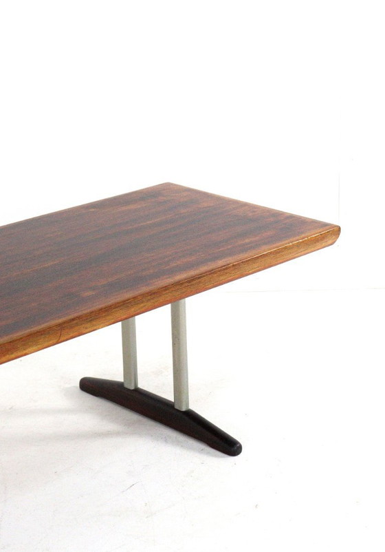 Image 1 of Table basse vintage en palissandre et noyer « Drachten »