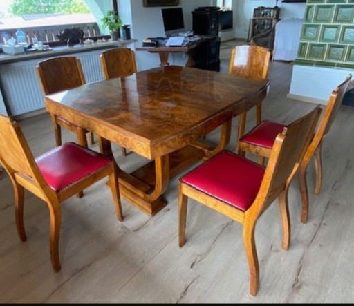 Prachtige Art Deco Eettafel met 6 nieuw beklede stoelen