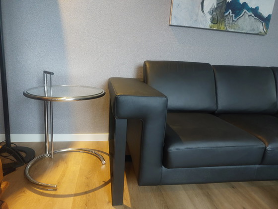 Image 1 of Sofá de diseño de cuero negro