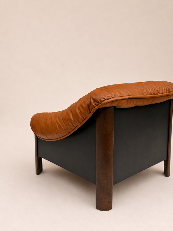 Vintage brutalist lounge chair – Armchairs, Leather, Wood, Mid Century Modern (photo 7 of 9)