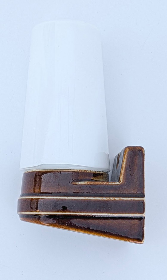 Image 1 of  Modell 6080 Wandleuchte aus braunem Porzellan von Sigvard Bernadotte für Ifö – 1960er Jahre