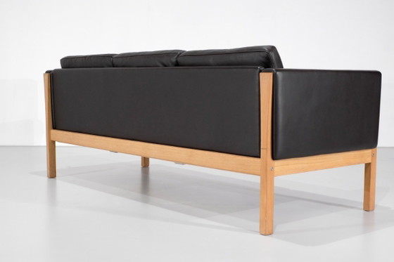 Image 1 of Sofa CH163 van Hans J. Wegner voor Carl Hansen & Son, Denemarken 1965