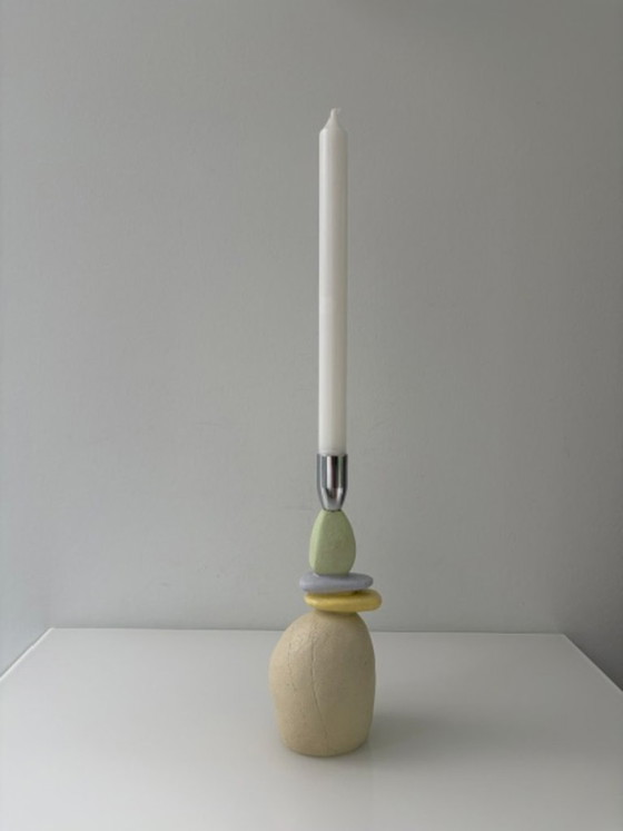 Portacandele scultoreo – Forma organica – Colori pastello – 23 cm – Plastic (photo 8 of 9)