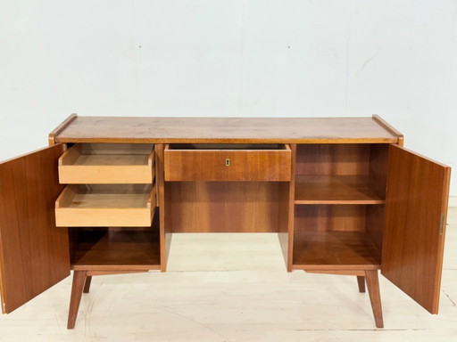Vintage bureau uit het midden van de vorige eeuw