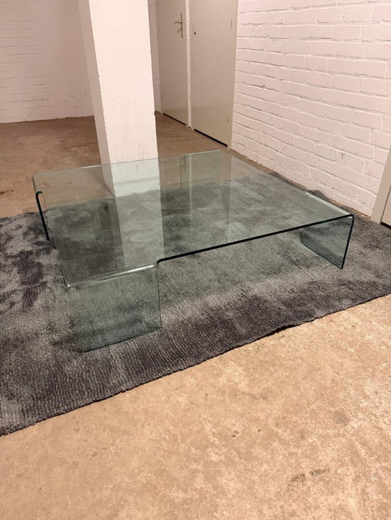 Image 1 of Table basse design en verre Fiam « Neutra »