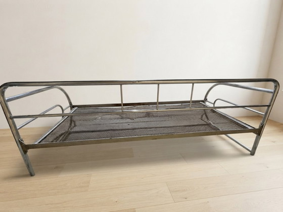Vintage frame voor een chaise longue van verchroomd buisvormig staal, midden 20e eeuw, Tsjechoslowakije, (photo 12 of 12)