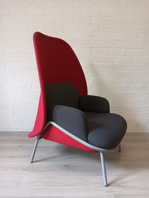Mesh MDD design armchair