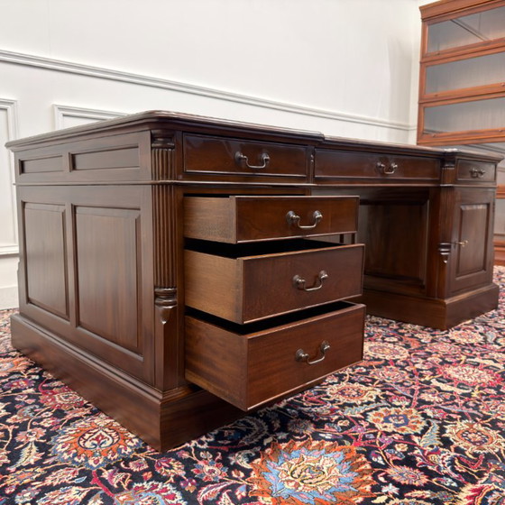 Scrivania da partner inglese classica molto grande – Scrivanie, Leather, Wood (photo 13 of 20)