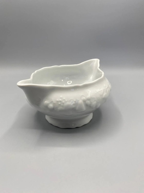 Bol à bouillon en porcelaine blanche, guirlande de fruits et de feuillage en relief – Objets déco, Klassiek (photo 2 of 5)
