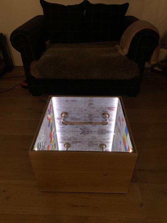 Würfelförmiger Couchtisch – Eiche | Infinity Art Table | Handgefertigt – Couchtische, Glass, Wood (photo 5 of 5)