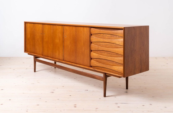Image 1 of Sven Andersen Teak Sideboard, Zeitlose skandinavische & Mid Century Modern Eleganz, 1950er