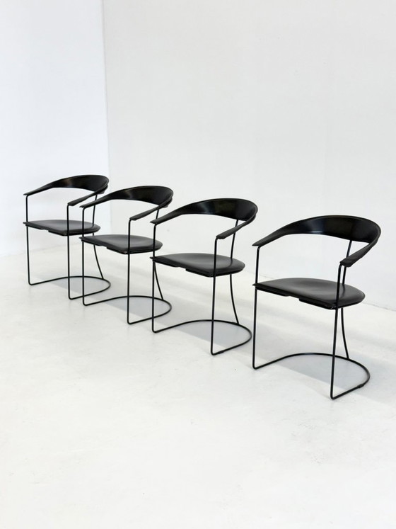 Set di 8 Sedie da pranzo Vintage Arrben Ursala in pelle nera – Leather (photo 12 of 17)