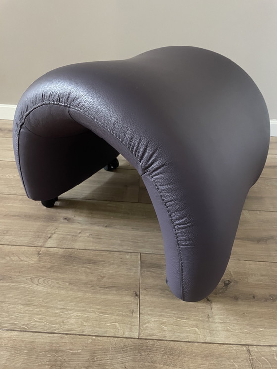 Image 1 of Pouf Leolux