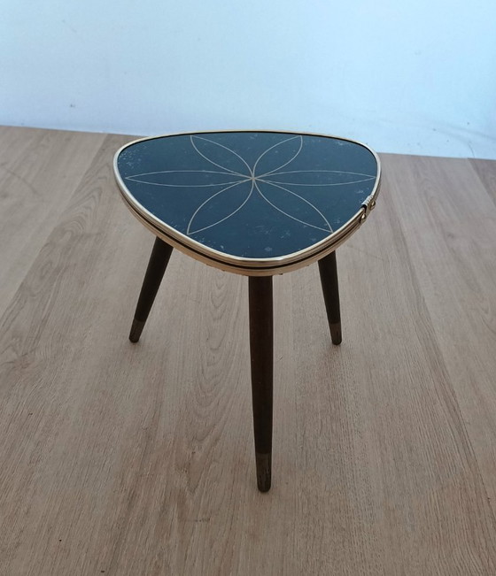 Image 1 of Mesa auxiliar de los años cincuenta con tapa de cristal