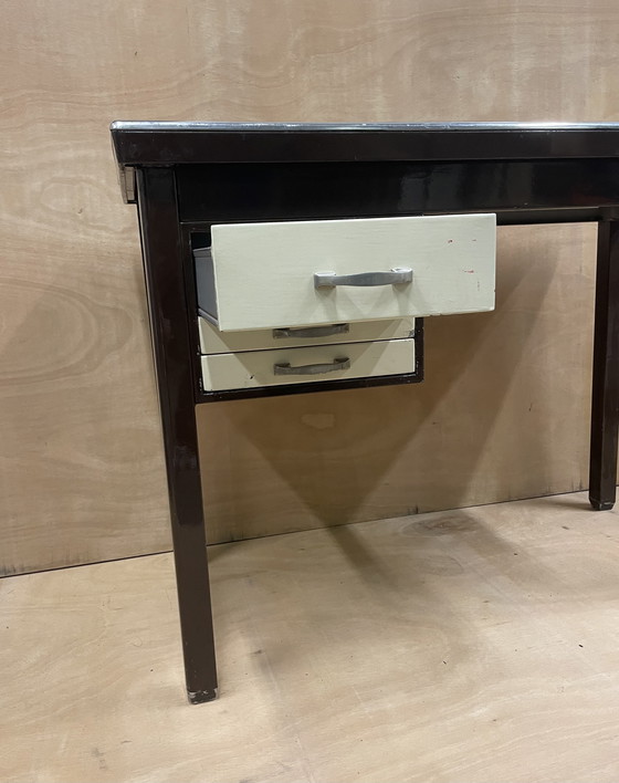 Image 1 of Vintage metalen bureau jaren 60/70