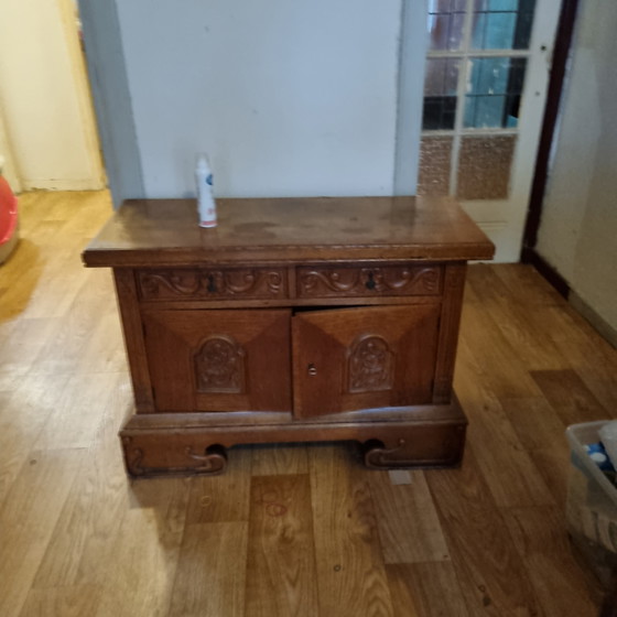 Image 1 of Antique vintage sideboard with 2 drawers and 2 doors