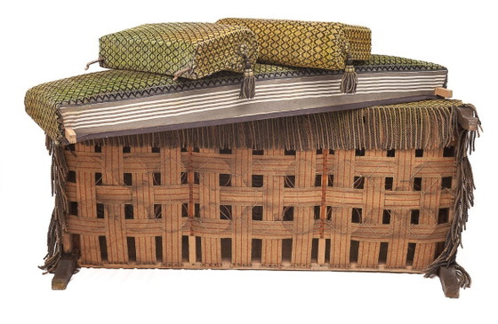 Image 1 of Divan Alsacien
