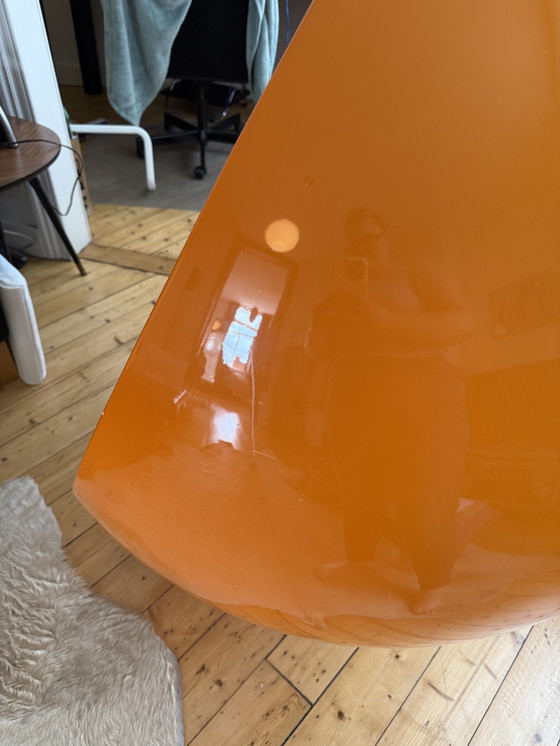 Image 1 of chaise boule orange