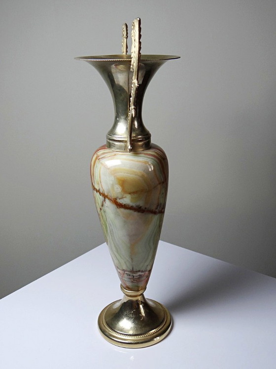 Image 1 of Grote decoratieve cassolette van onyx en verguld metaal, Italië, jaren 60-70.