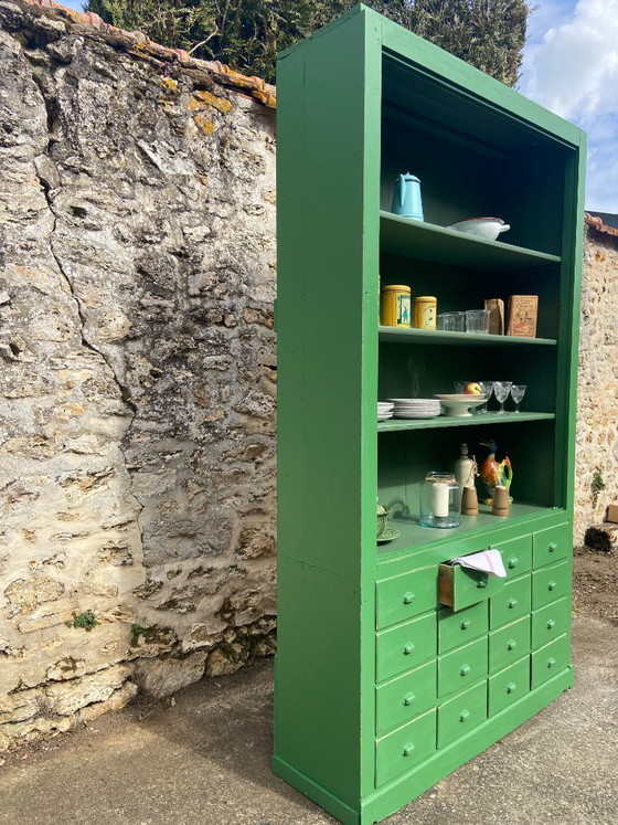 Image 1 of Antiker Schrank aus einem Eisenwarenladen