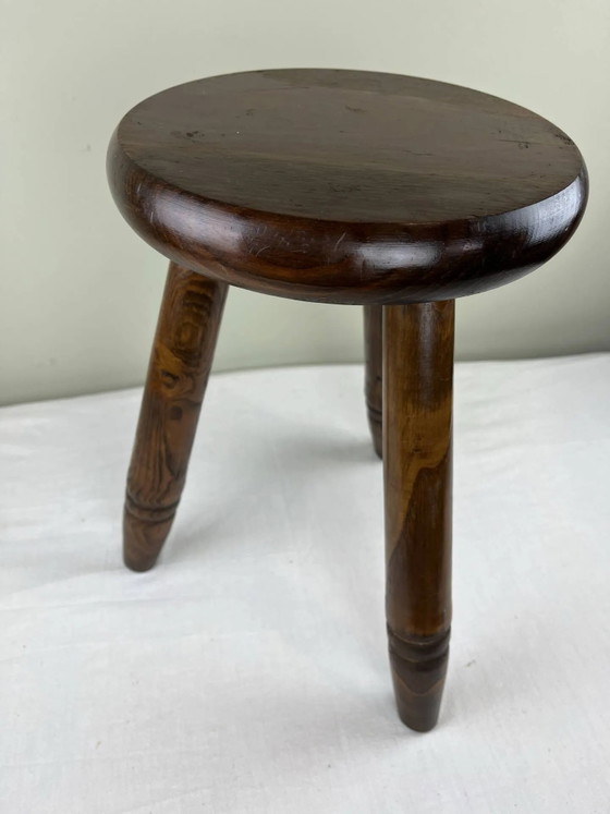 Antique tripod stool – Wood, Brutalist (photo 7 of 9)