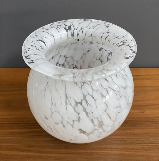 Image 1 of Jarrón blanco de los años 70