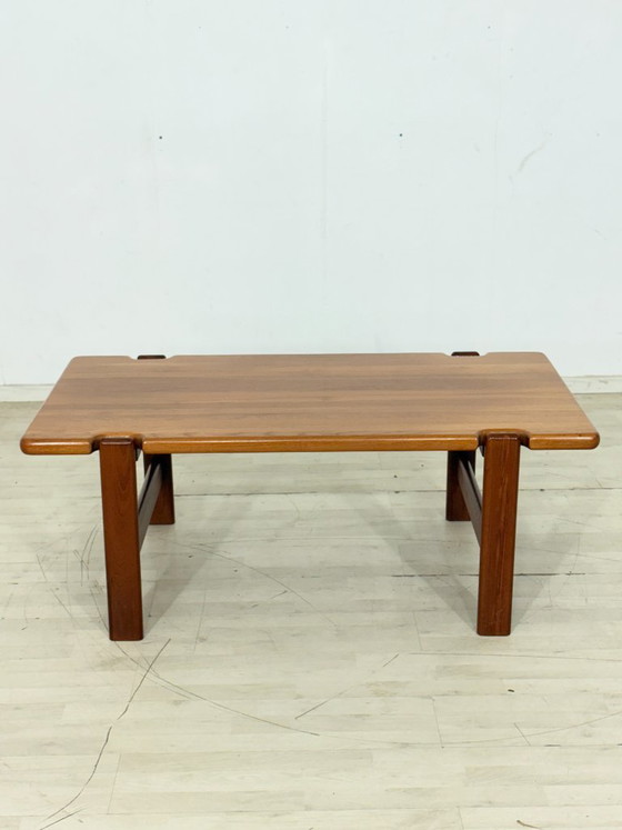 Table d'appoint danoise design milieu du siècle / Table basse en teck / Table d'appoint années 1960 / Table (photo 3 of 15)