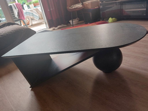 Design coffee table