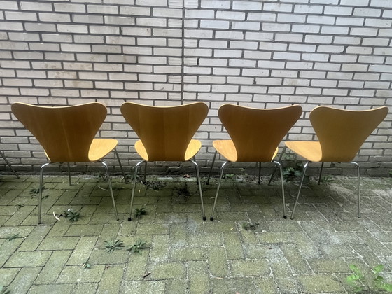 Set de 8x Series 7 “Vlinder Stoel” Fritz Hansen – Chaises de salle à manger, Chrome, Wood (photo 7 of 13)