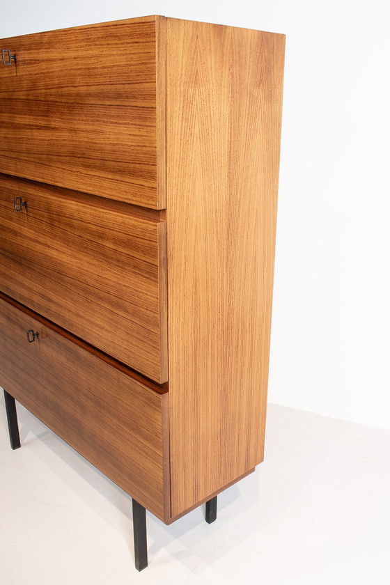 Image 1 of Hoge klepkast