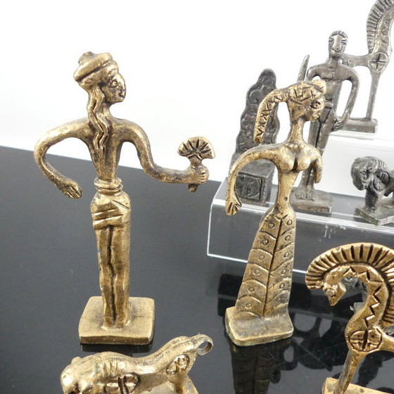 Image 1 of Pièces d'échecs minoennes en métal, conçues par Christoferus Sklavenitis, hauteur 14 cm